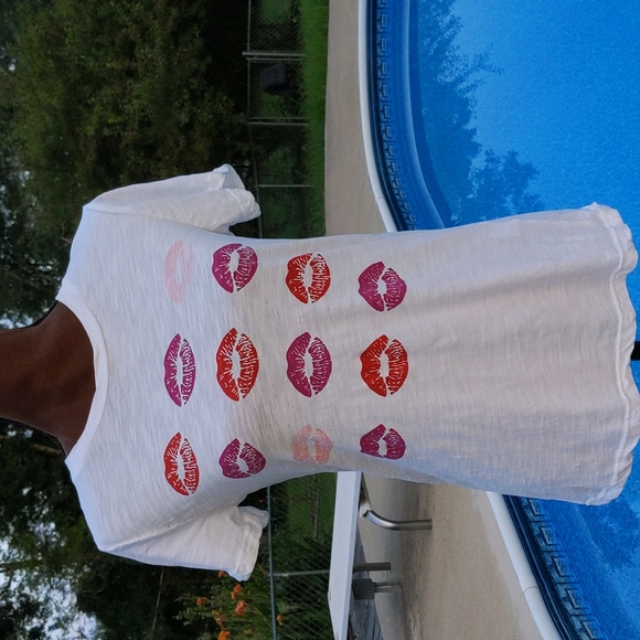 Built by Dreamers White Cotton TShirt with Shades - Picture 1 of 9